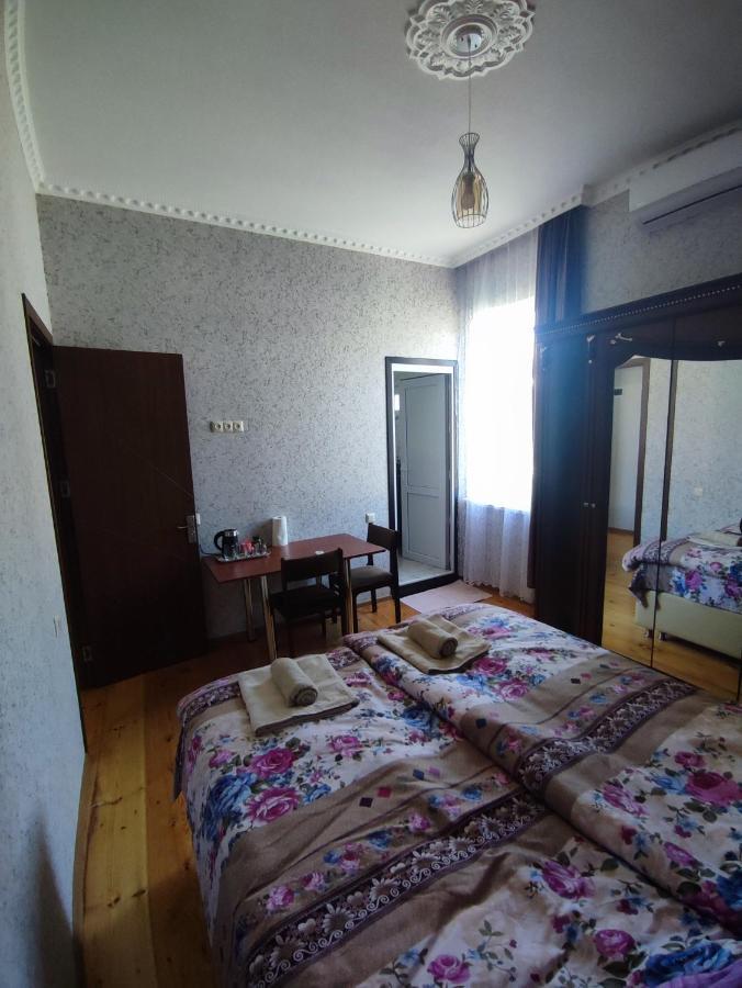 Elco Hotel Зугдиди Екстериор снимка
