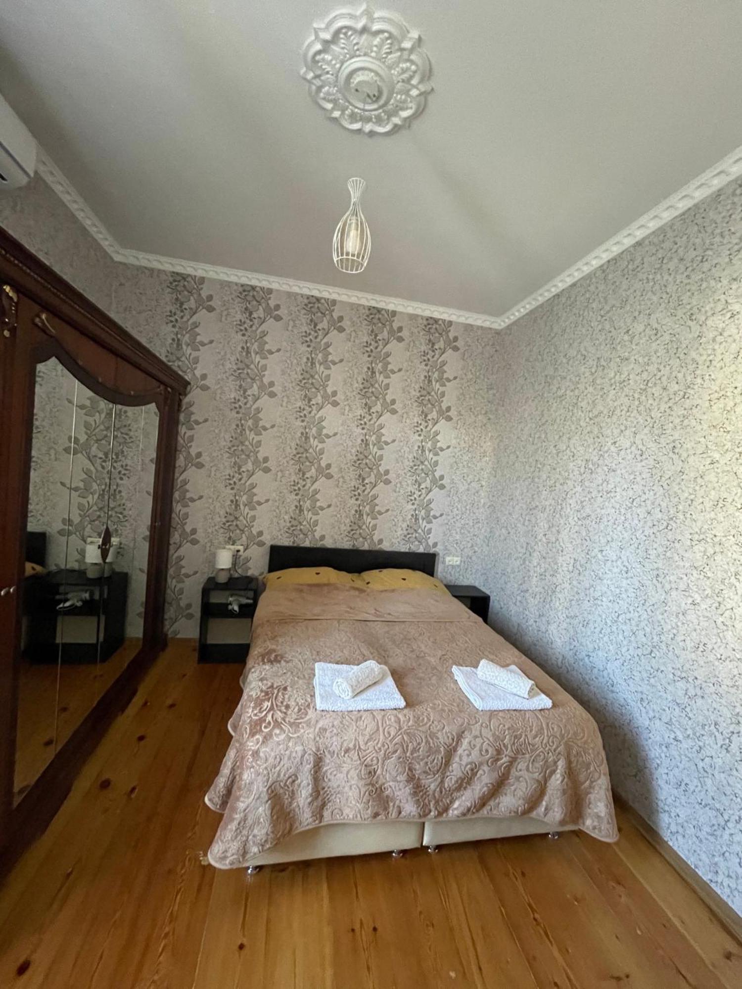 Elco Hotel Зугдиди Екстериор снимка