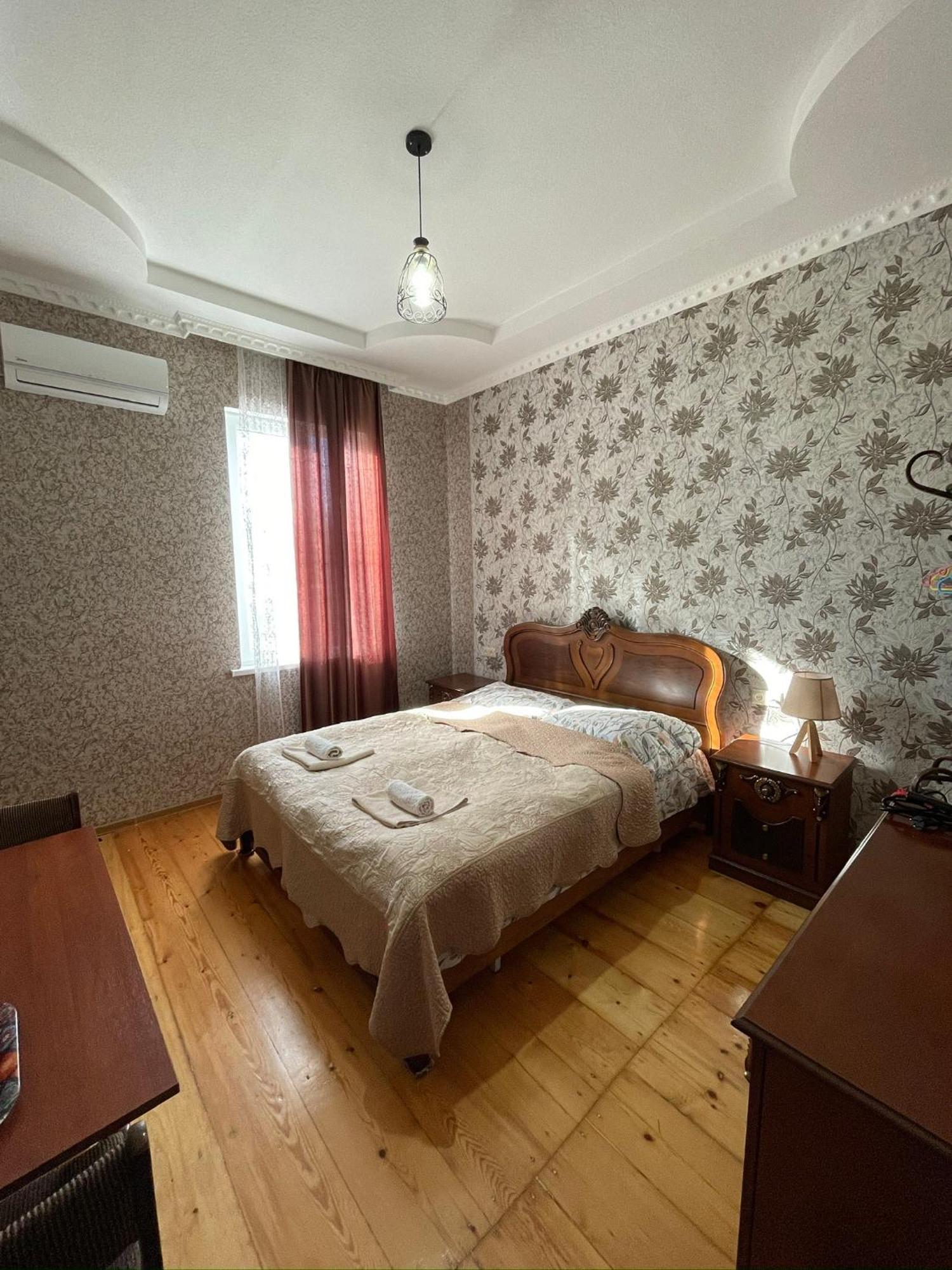 Elco Hotel Зугдиди Екстериор снимка