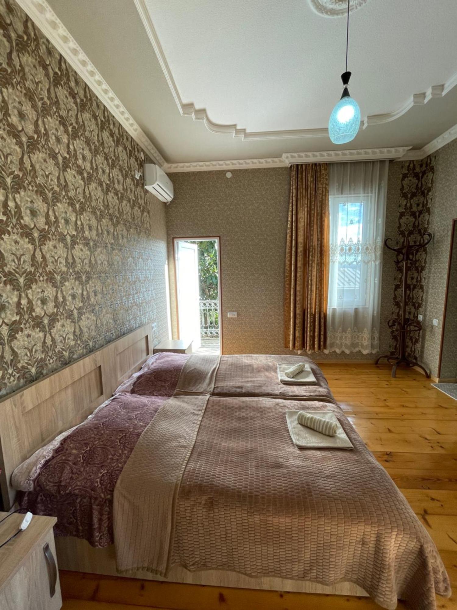 Elco Hotel Зугдиди Екстериор снимка